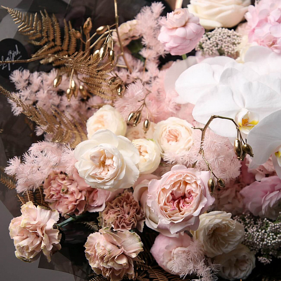 Signature Bouquet in the style of Yves Saint Laurent